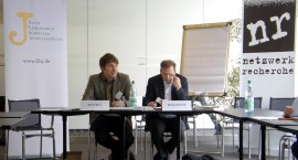 Martin Munz und Markus Bechtold beim Jahrestreffen des Netzwerks Recherche 